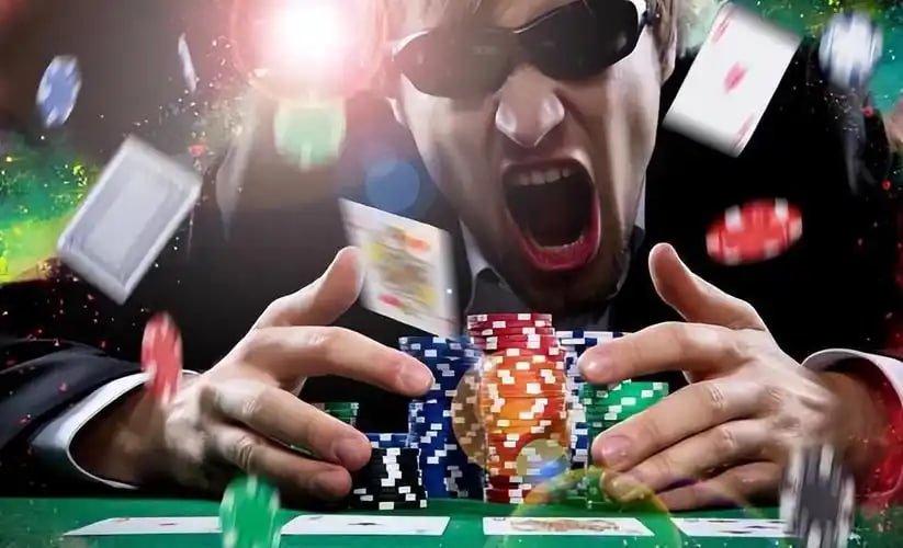 7555 com live casino layout with table-style entertainment on a neon interface